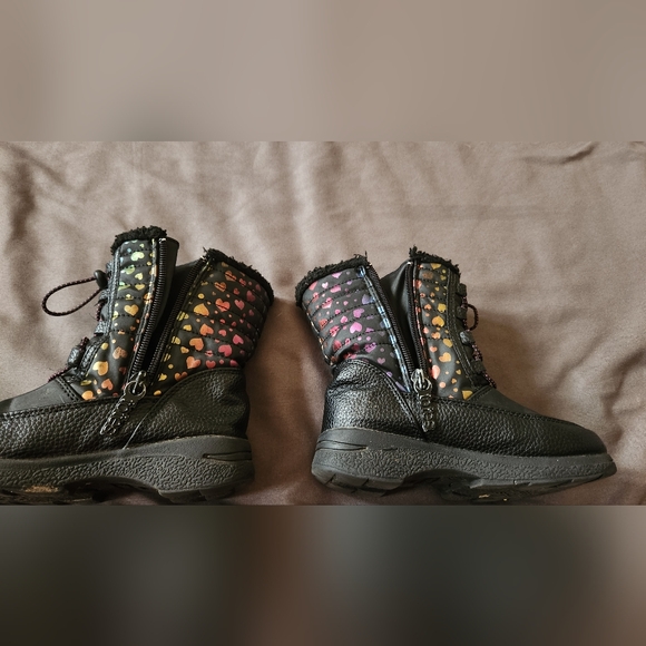 Boots - Picture 6 of 10